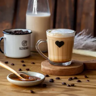 CAFÉ CON LECHE