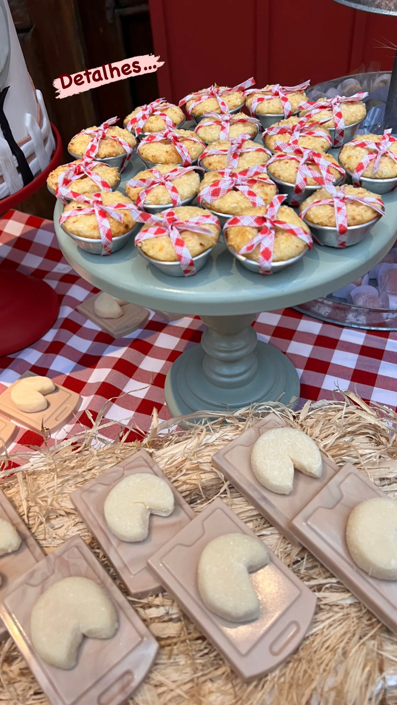 Detalhe de doces para evento na Fazendinha